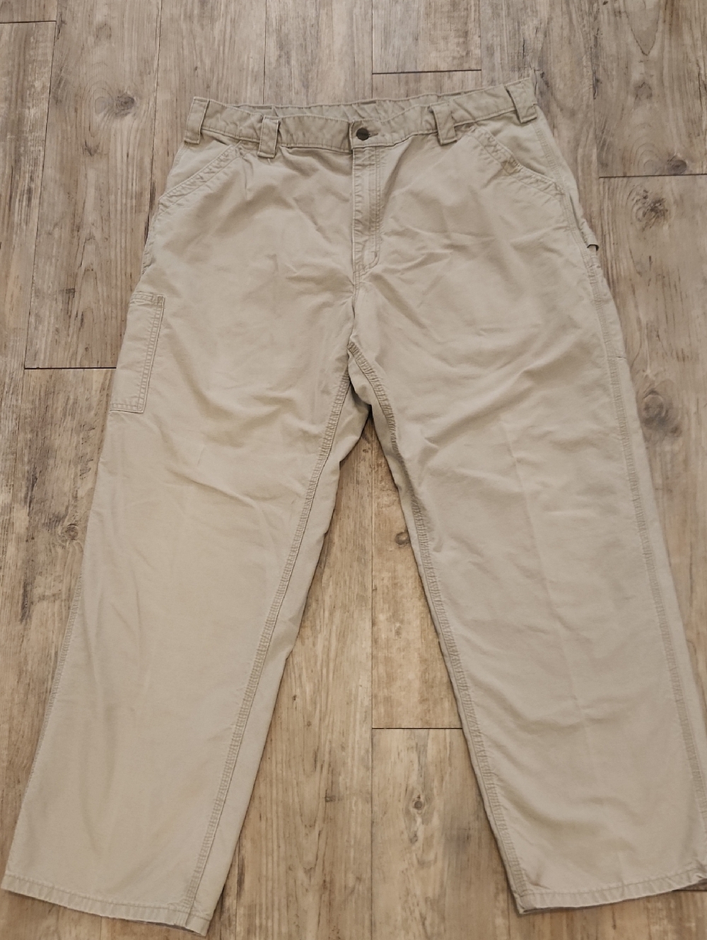 Carhartt Men's Tan Cargo Pants - Relaxed Utility Style